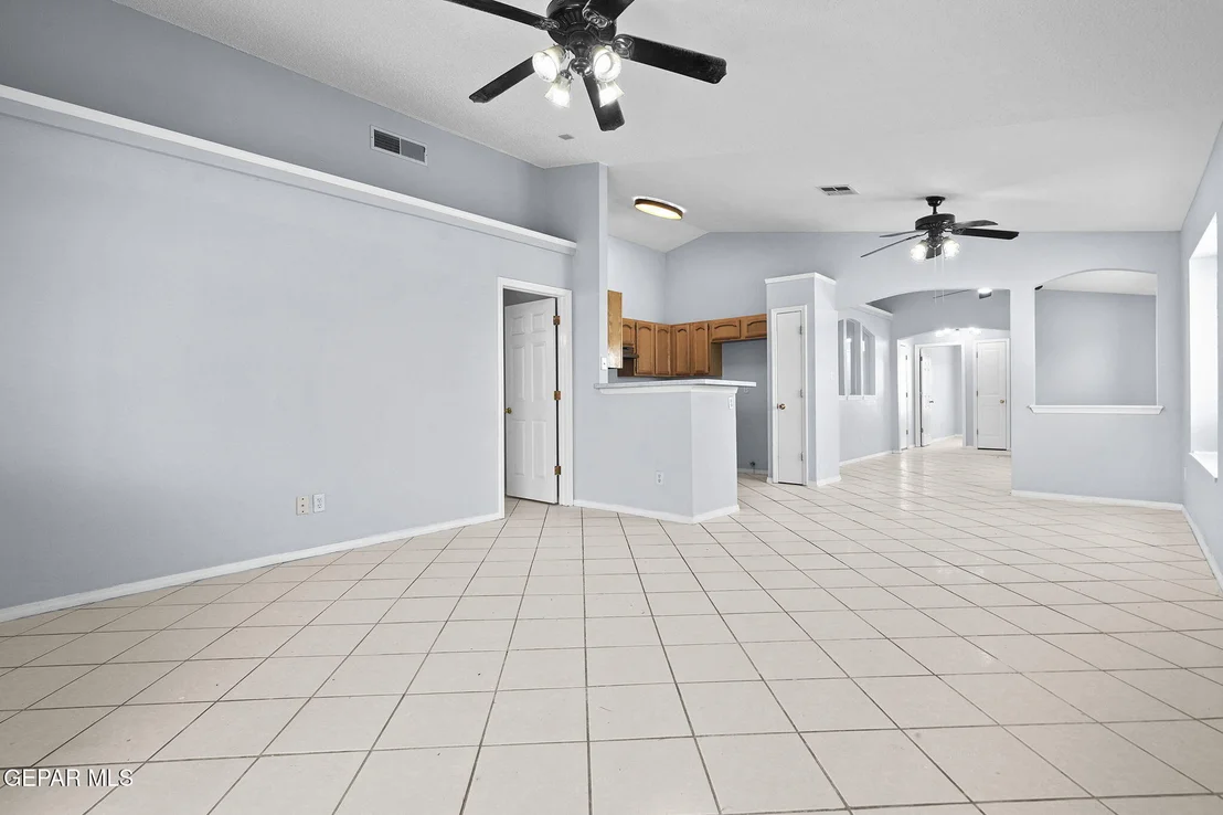 Photo of 11609 BELL TOWER Drive