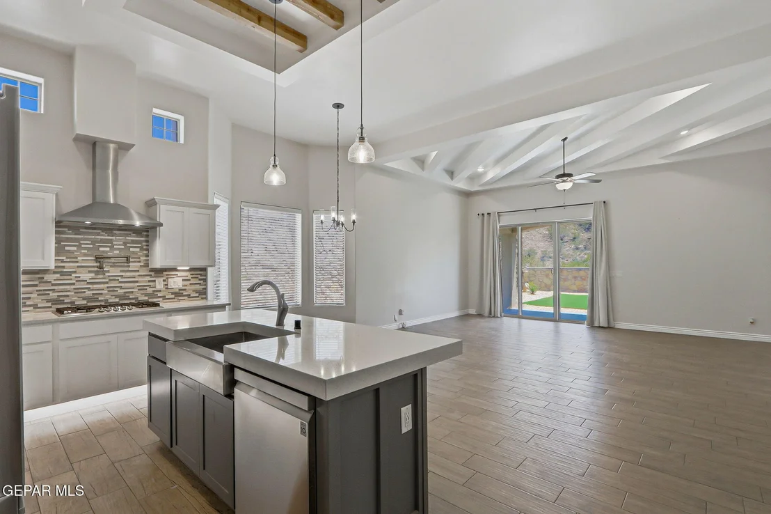 Photo of 7392 CIMARRON GAP Drive