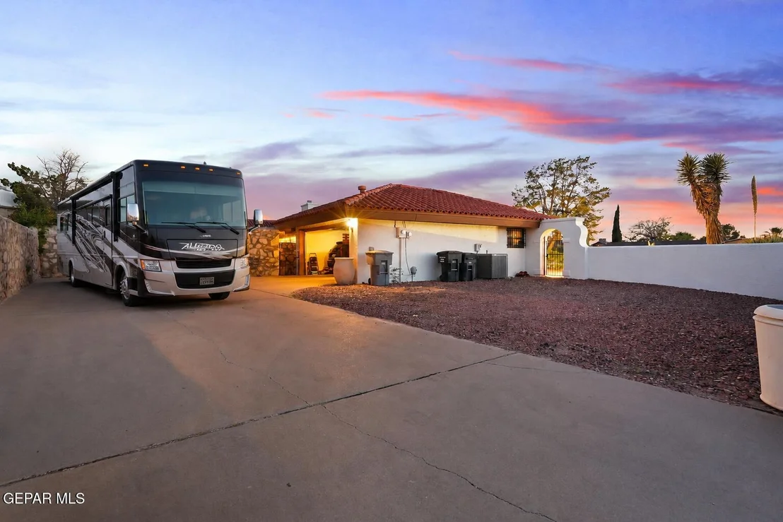 Photo of 6738 WESTWIND Drive