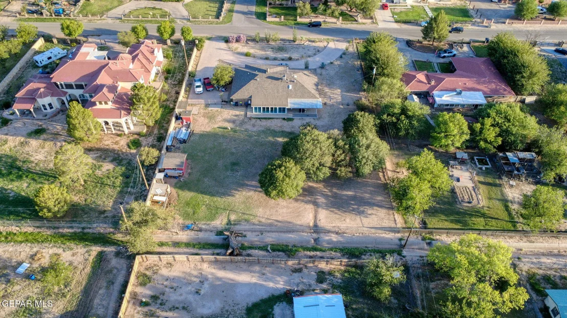 Photo of 125 LA NELL Drive