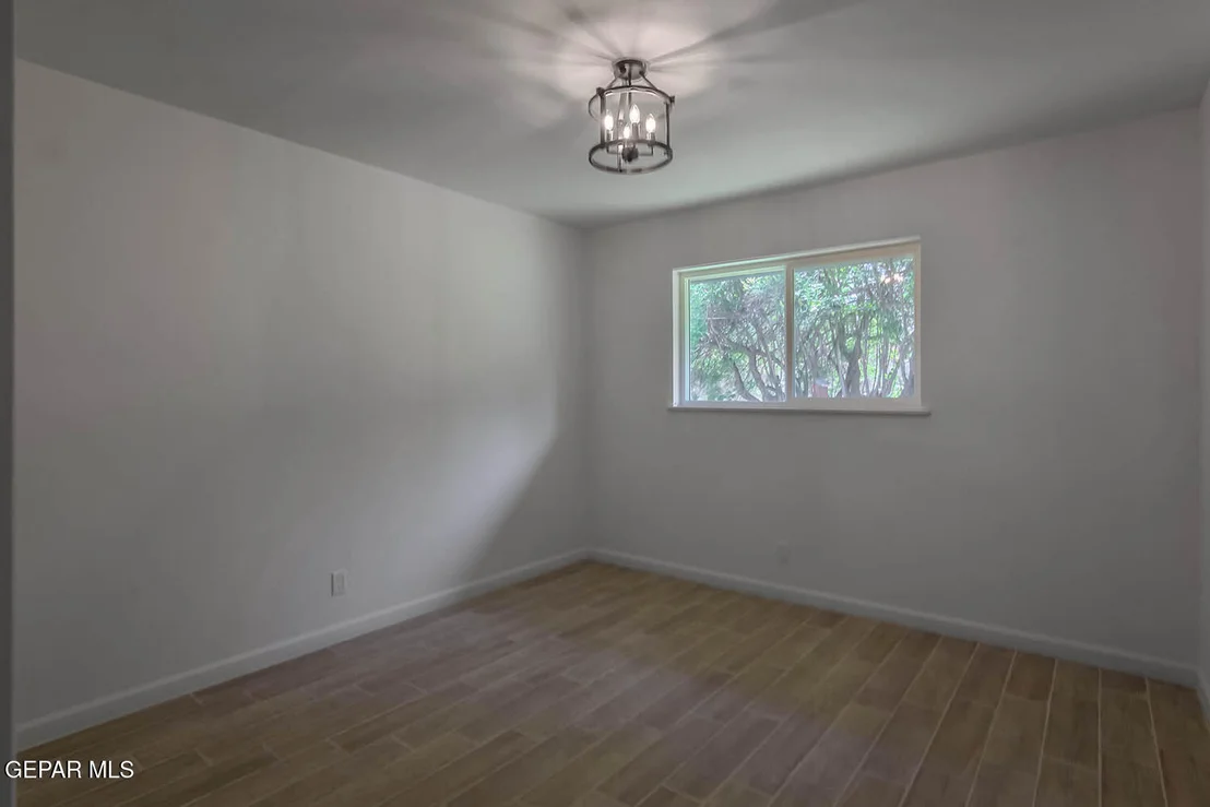Photo of 730 MONTCLAIR Drive