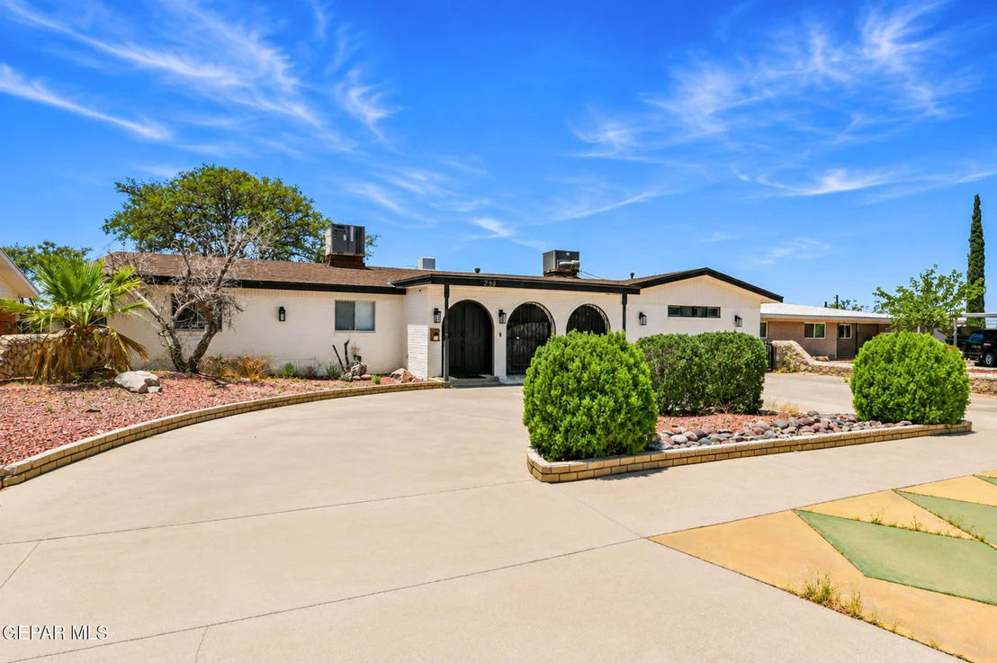 Photo of 259 Crown Point Drive