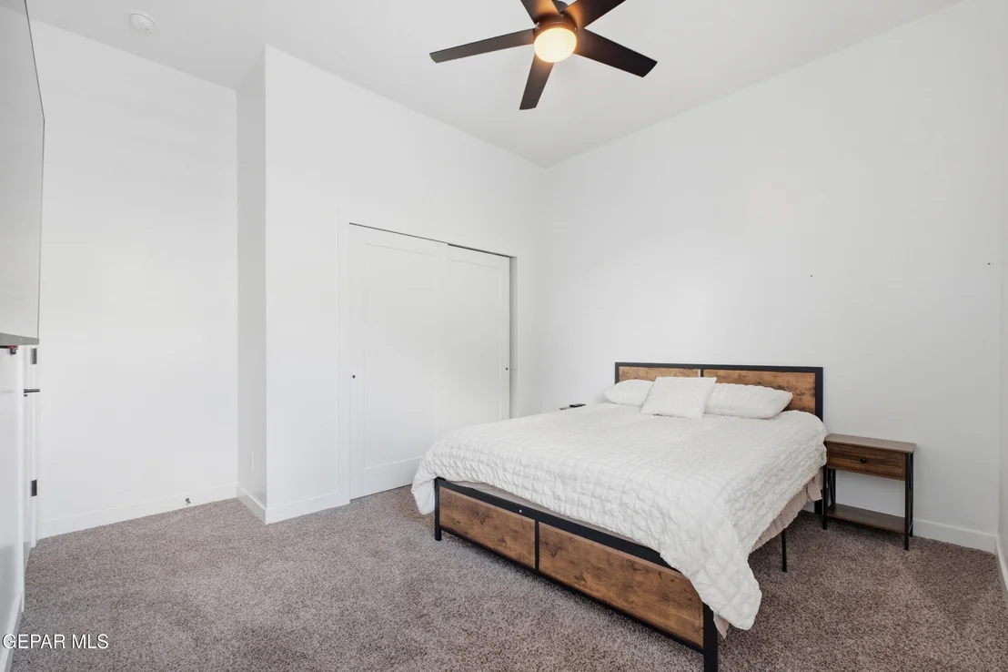Photo of 889 Kirkby Way