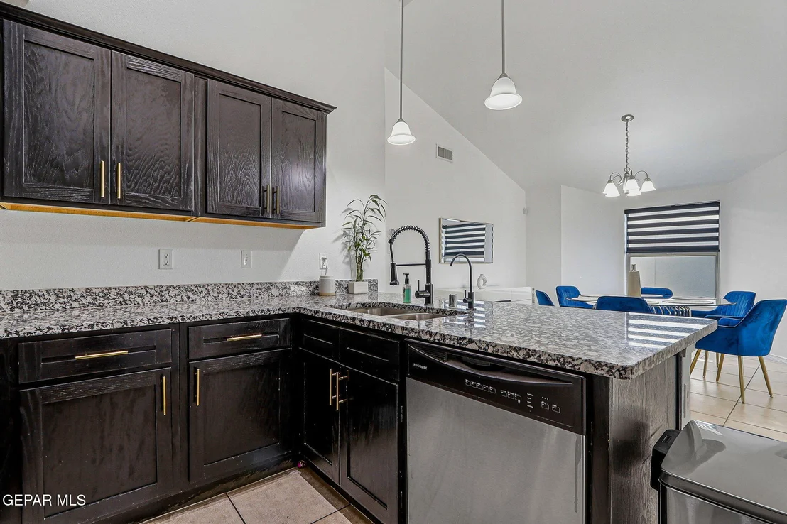 Photo of 7133 RED MAN Drive