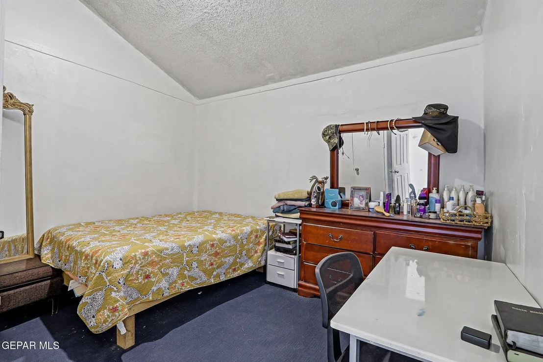 Photo of 12868 Tennyson Drive