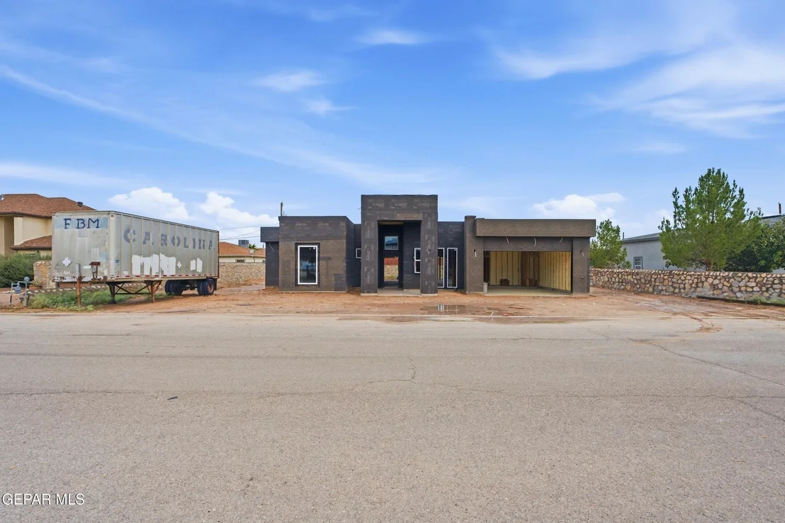 Photo of 327 BURKETT Drive