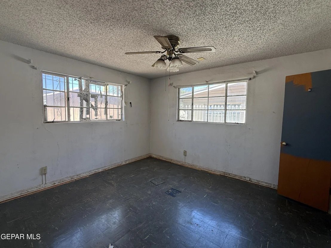 Photo of 5609 VENEZUELA Road