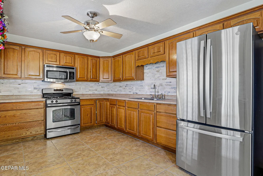 Photo of 266 LIMONITE Circle