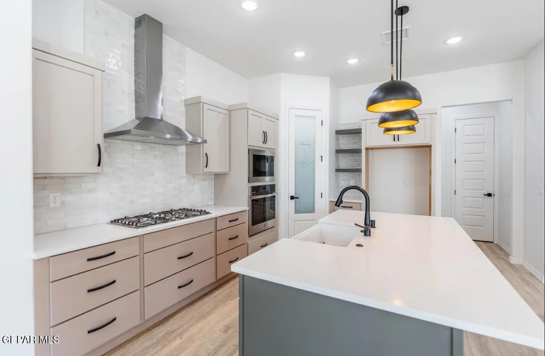 Photo of 1838 Pommel Place
