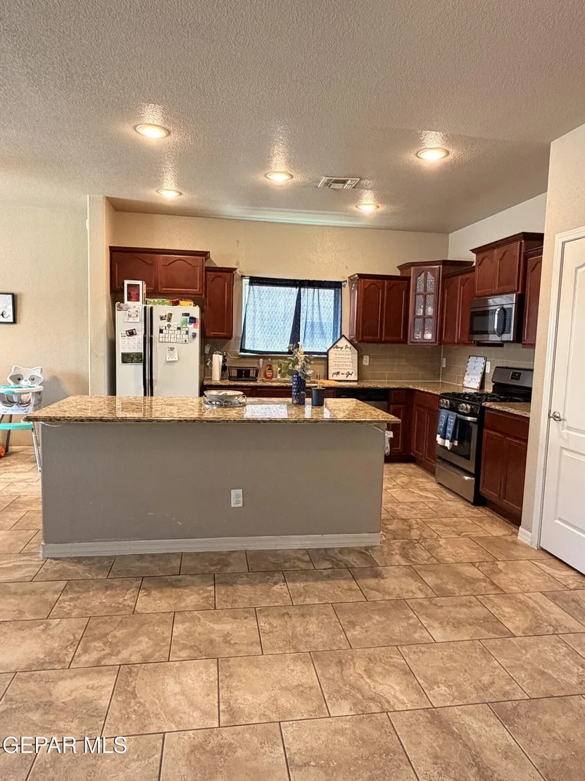Photo of 7616 Dawnlight Lane