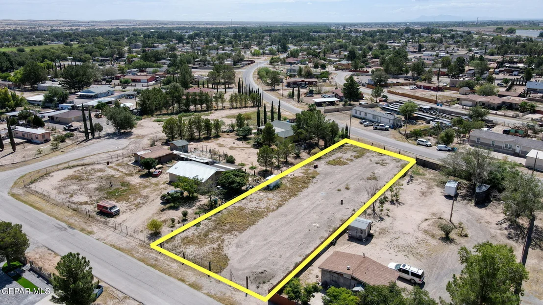 Photo of 410 Valle Rojo Drive