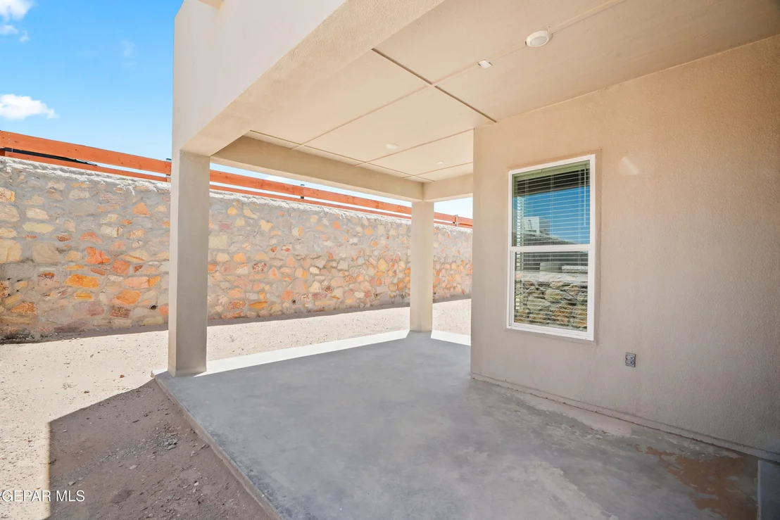 Photo of 808 Fairford Place