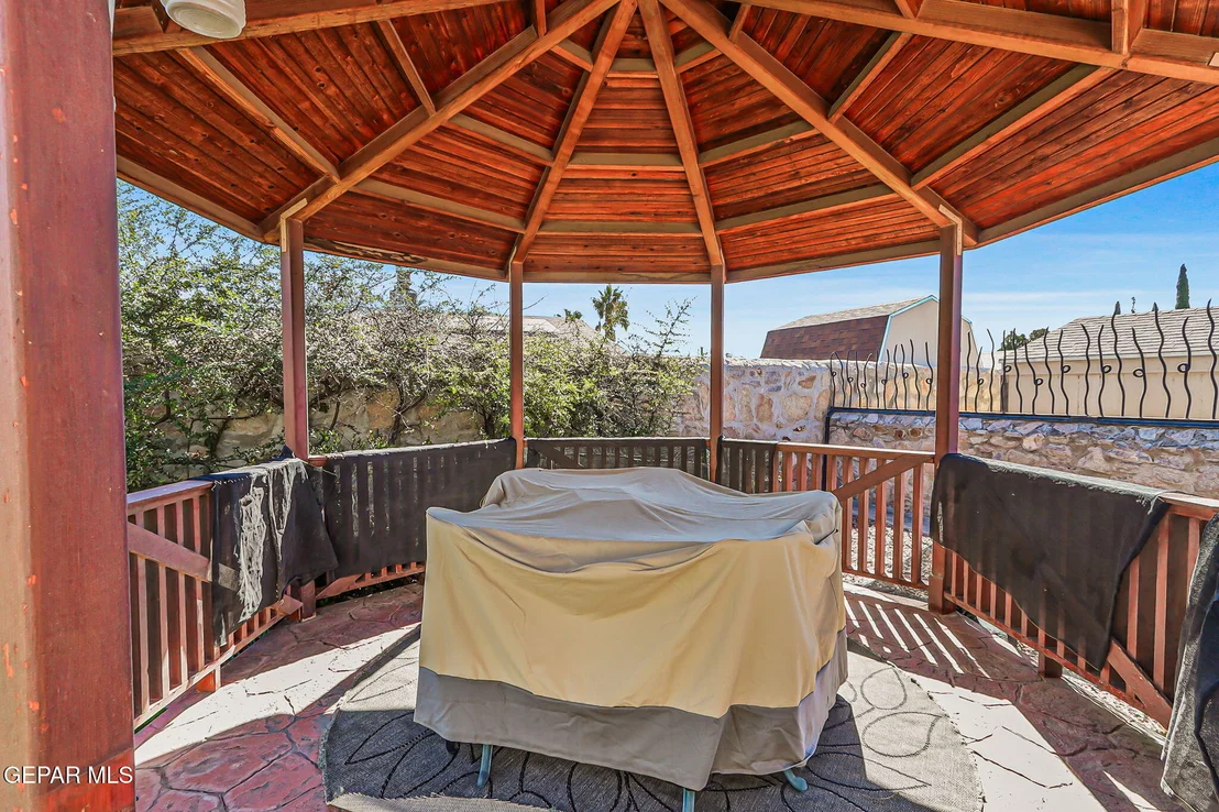 Photo of 824 AGUA CALIENTE Drive