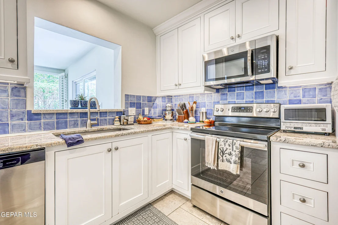 Photo of 2304 FLORENCE
