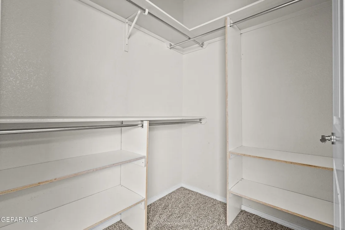 Photo of 2009 WILLIAM CAPLES Street