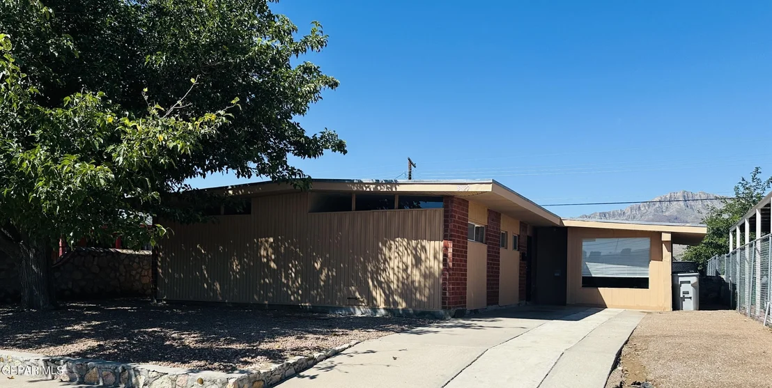 Photo of 8827 Mt Delano Drive