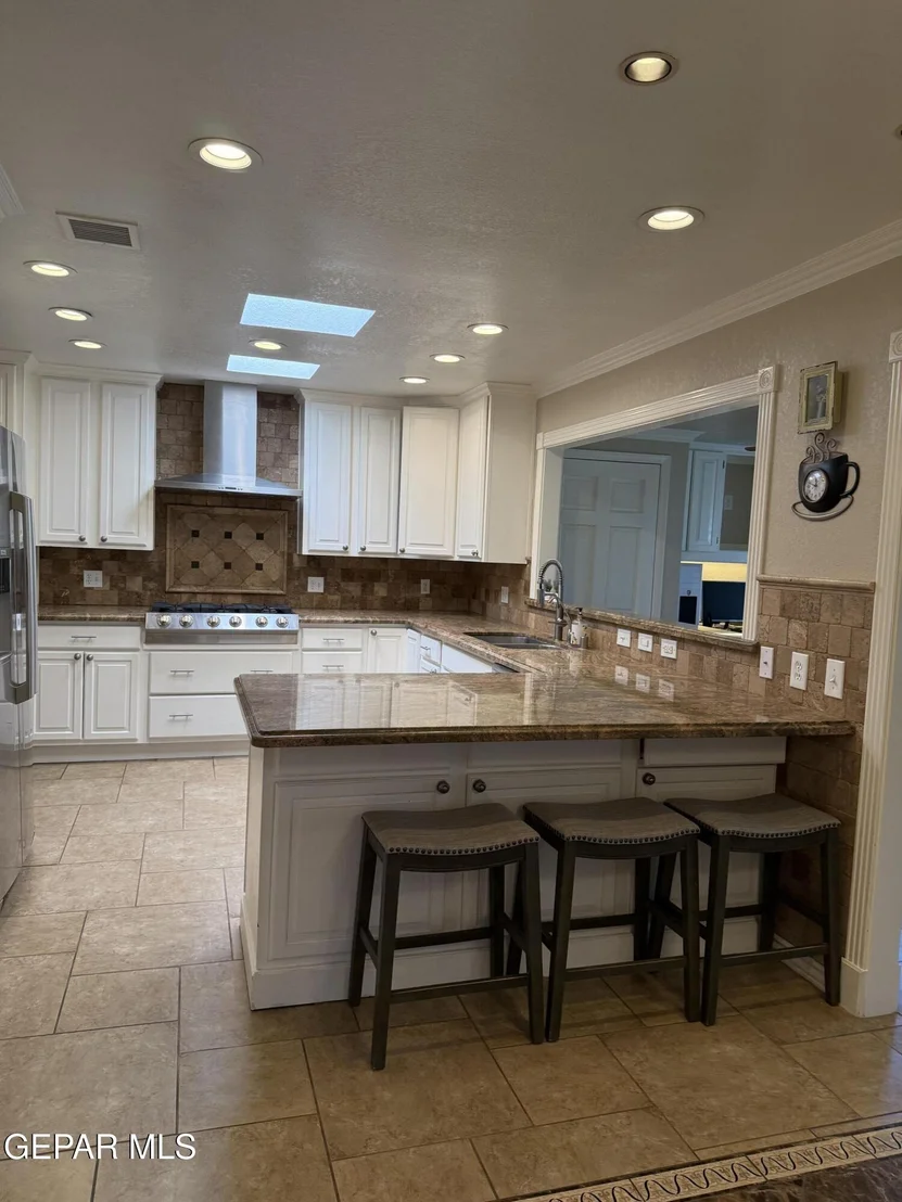 Photo of 3149 EDGEROCK Drive