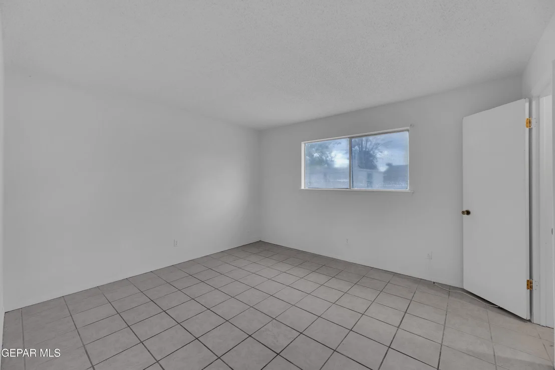 Photo of 15340 MINERAL Court
