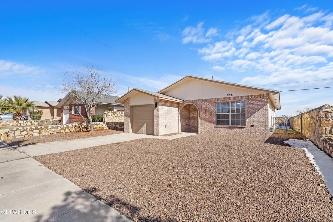 Photo of 258 SUNSET HILLS Drive