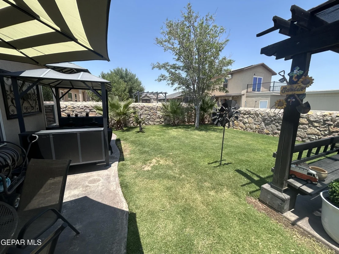 Photo of 637 TORRES ALTOS Street