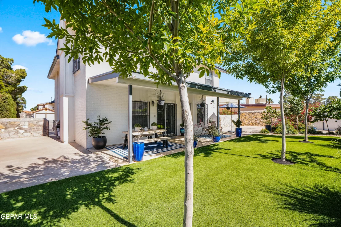 Photo of 2905 CAMARENA Place