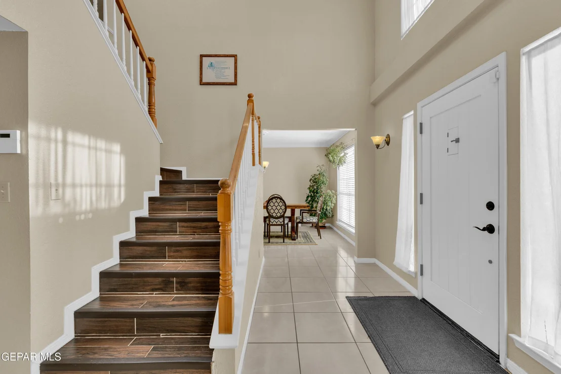 Photo of 1107 SUN RIDGE Drive