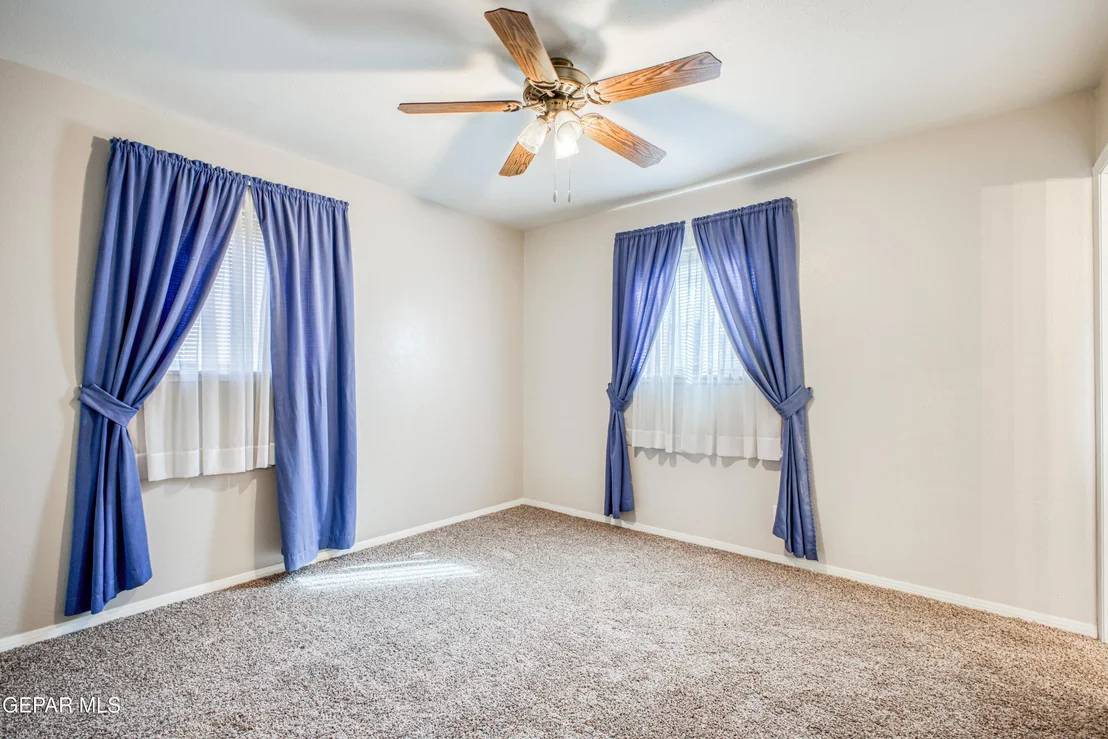 Photo of 5800 NIKE Lane
