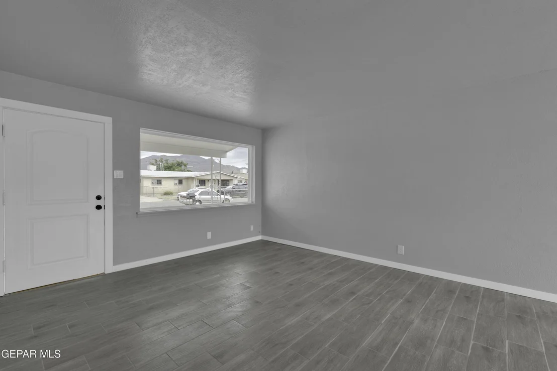 Photo of 9314 VICKSBURG Drive
