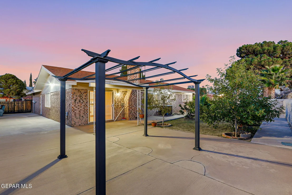 Photo of 10920 TOM WEISKOPF Drive