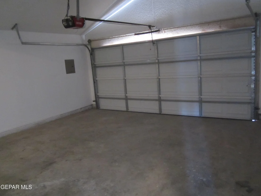 Photo of 7123 Oval Rock Drive