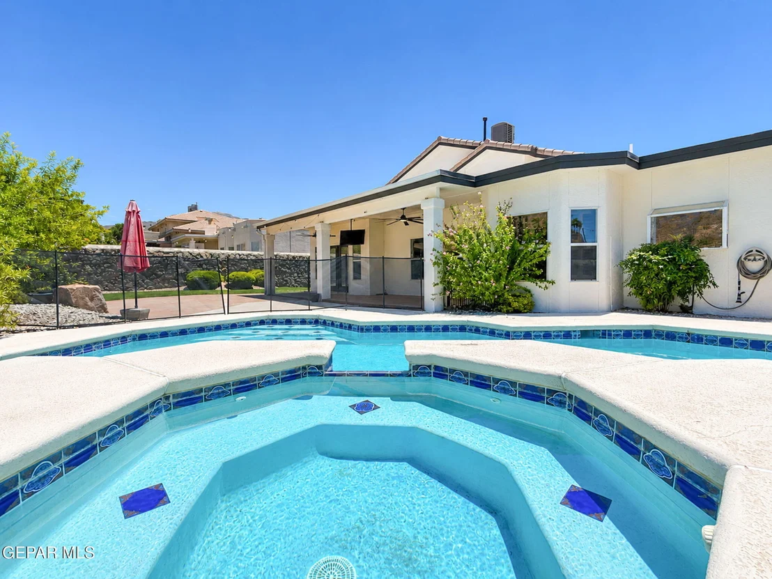 Photo of 6633 WIND RIDGE Drive