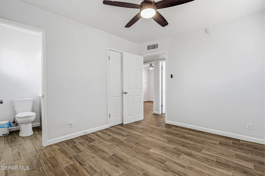 Photo of 5720 SUN VALLEY Drive