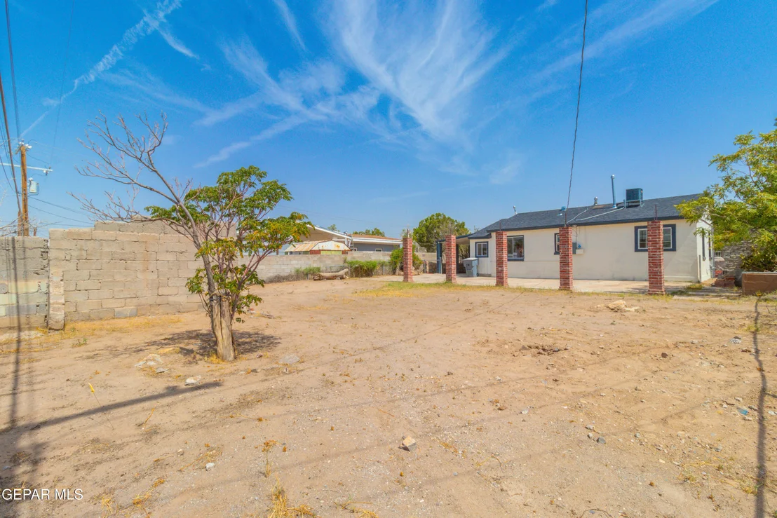 Photo of 7702 HERMOSILLO Drive