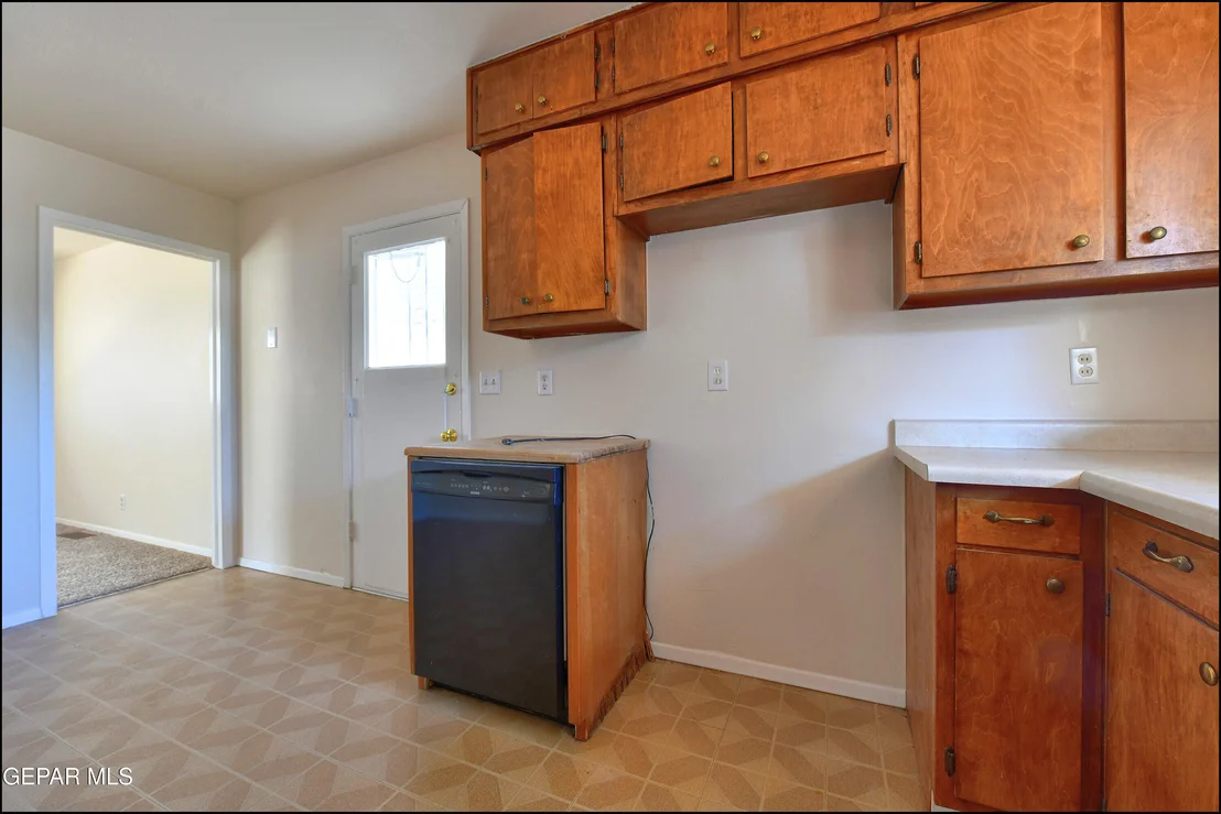 Photo of 3312 DIAMOND Drive