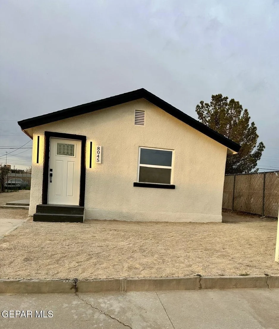 Photo of 8045 GILBERT Drive