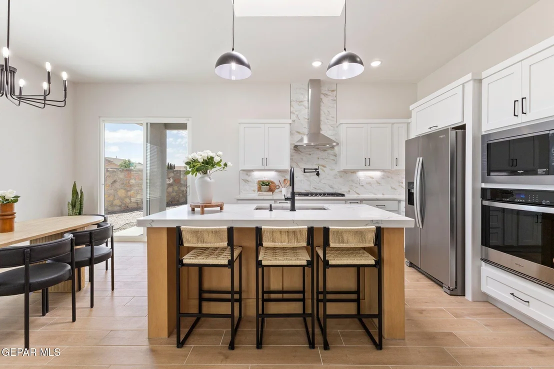 Photo of 1401 DYLAN Place