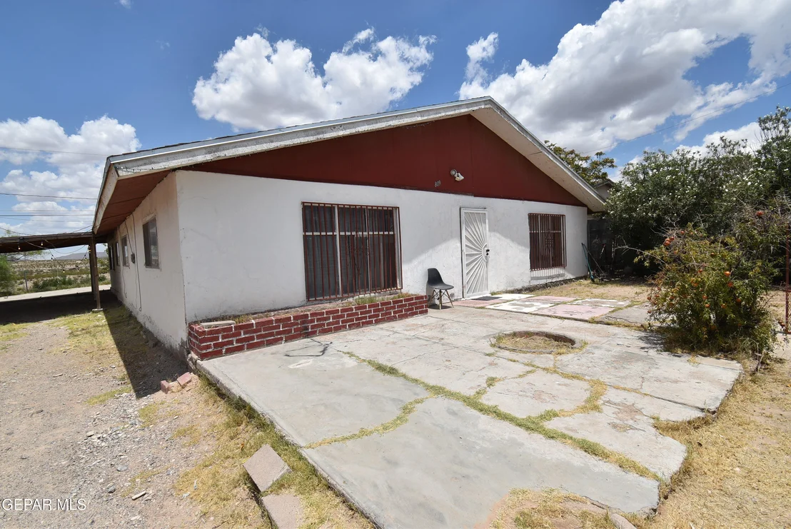 Photo of 809 COACH Road