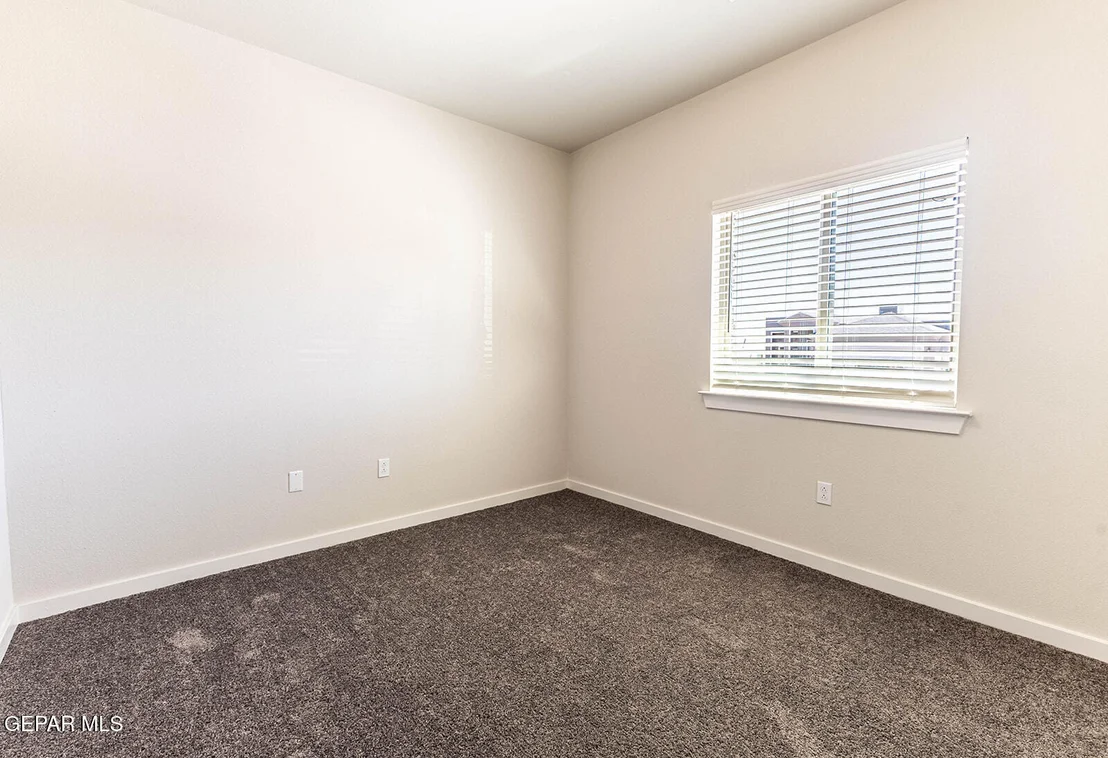 Photo of 913 Pettus Place