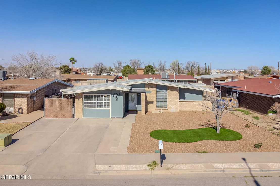 Photo of 8747 PLAINS Drive