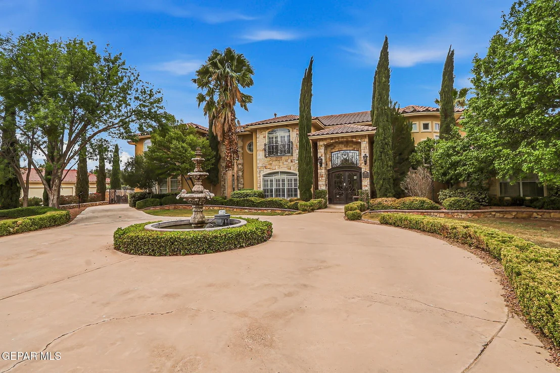 Photo of 609 MEADOW WILLOW Drive