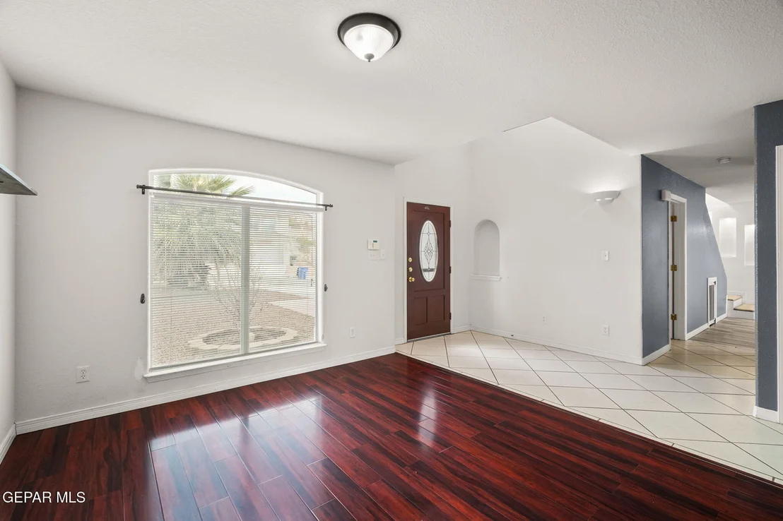 Photo of 1611 PLAYA DEL SOL Street
