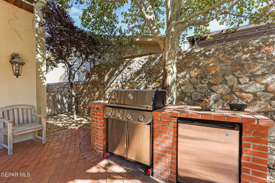 Photo of 6616 Wind Ridge Drive