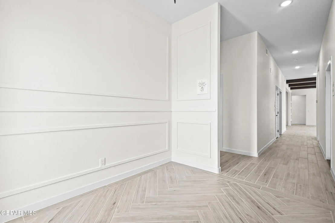 Photo of 7553 Enchanted Point Drive