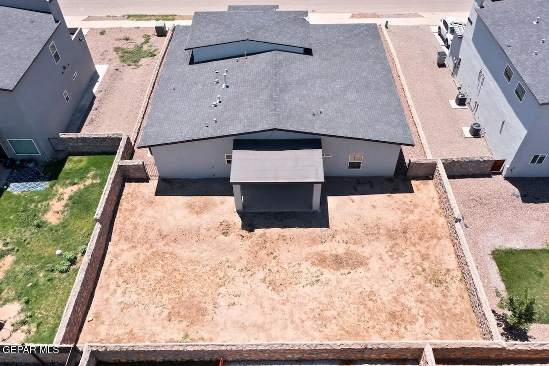 Photo of 965 CROOKED RIVER Drive