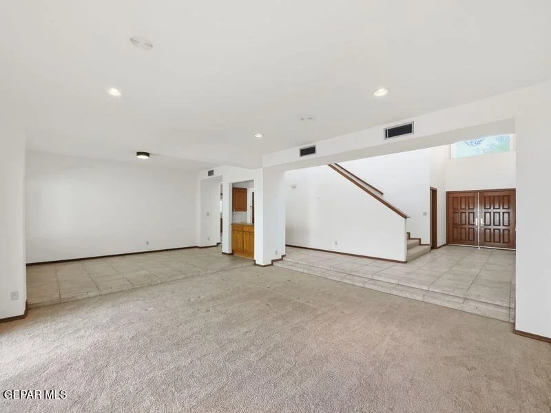 Photo of 1092 THUNDERBIRD Drive