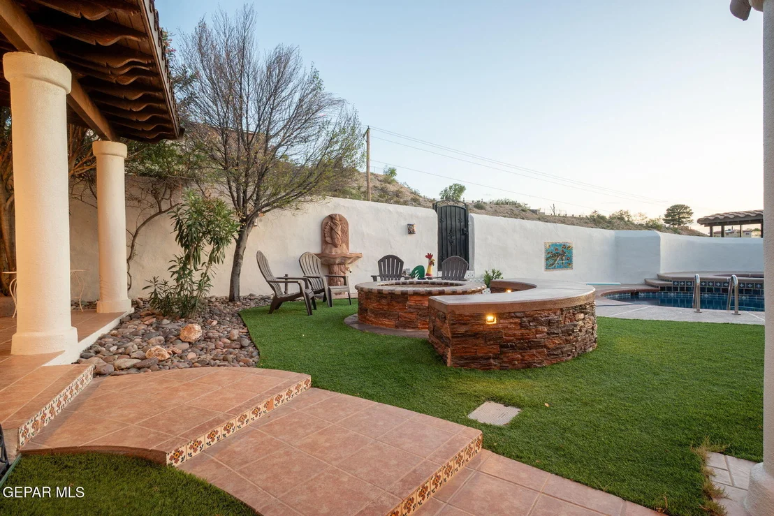 Photo of 5804 Sundale Road