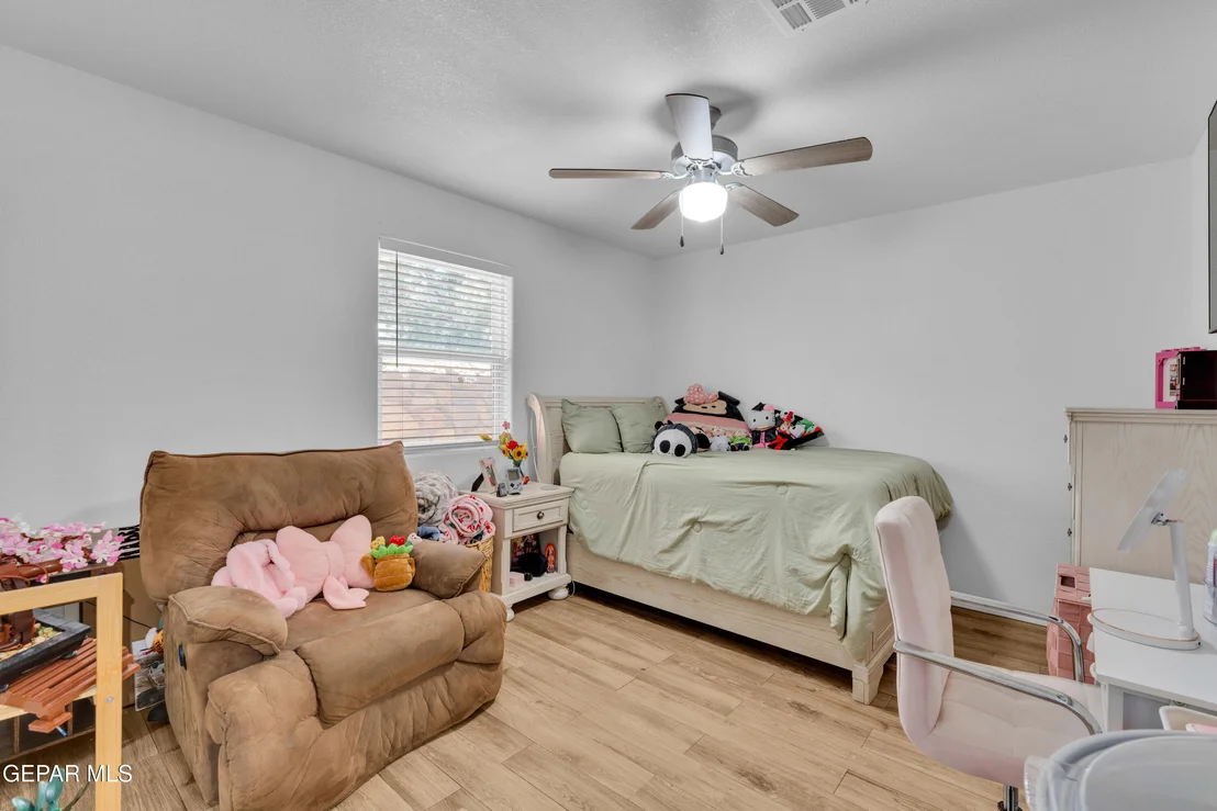 Photo of 10300 Valle Suave Drive