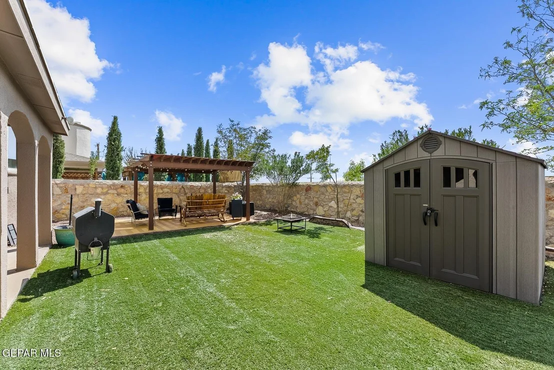 Photo of 7893 Enchanted View Drive