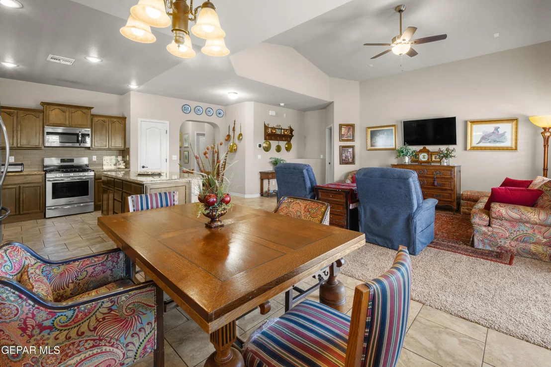 Photo of 7560 Wolf Creek Drive