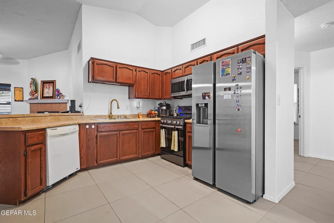 Photo of 492 COLDRIDGE VALLEY Place Place